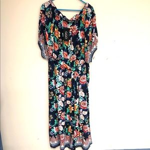 Gigio USA off the shoulder floral maxi dress. L